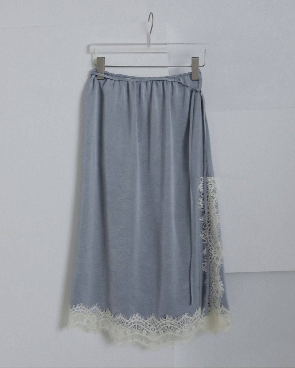 サテンレーススカート (アイスブルー) Satin Lace Skirt (Iceblue) / 26AW 【6月29日まで期間限定予約】