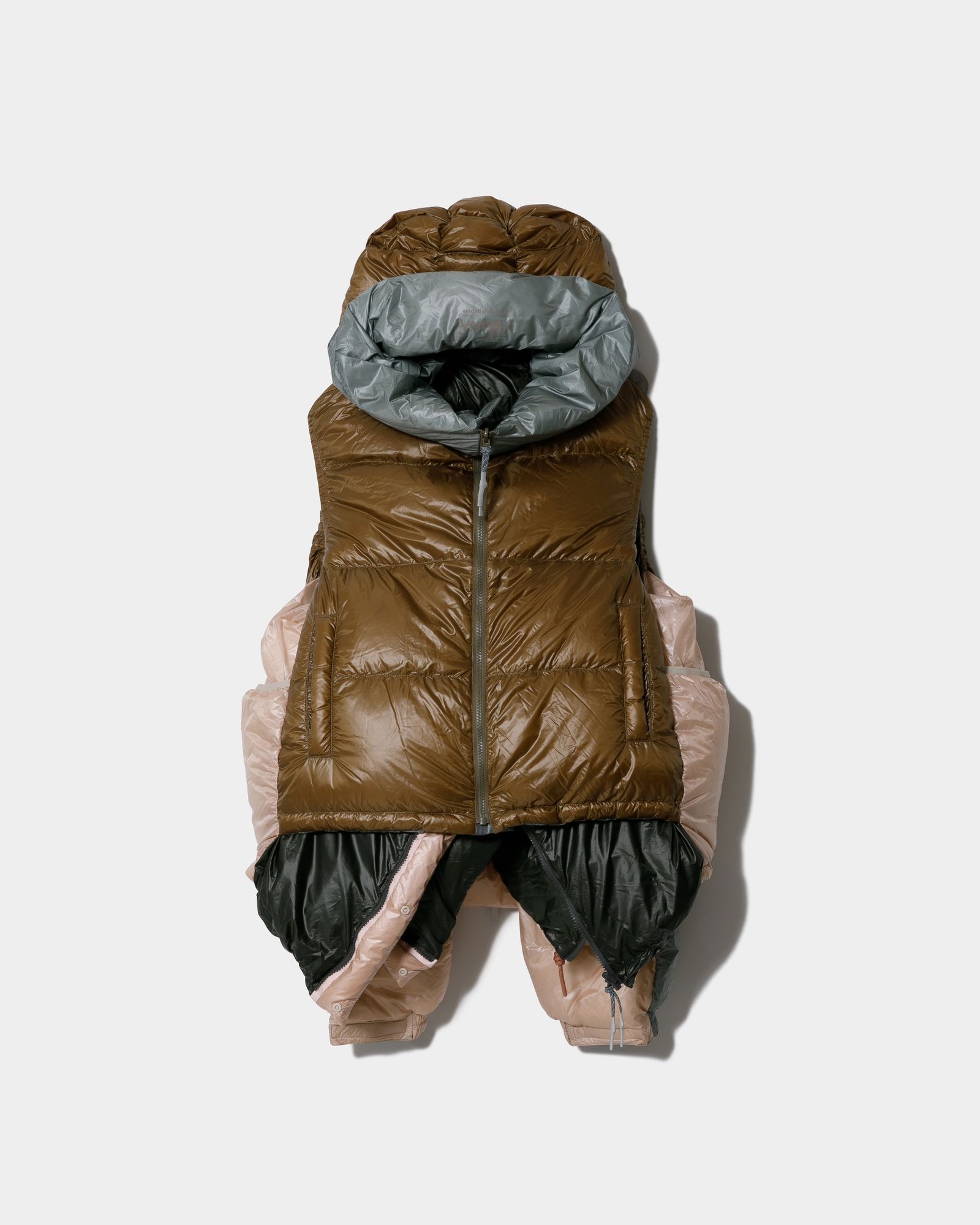 NANGA multilayering down vest blouson / ナンガ コラボレーション ダウンジャケット (チャコール) / メンズ / レディース