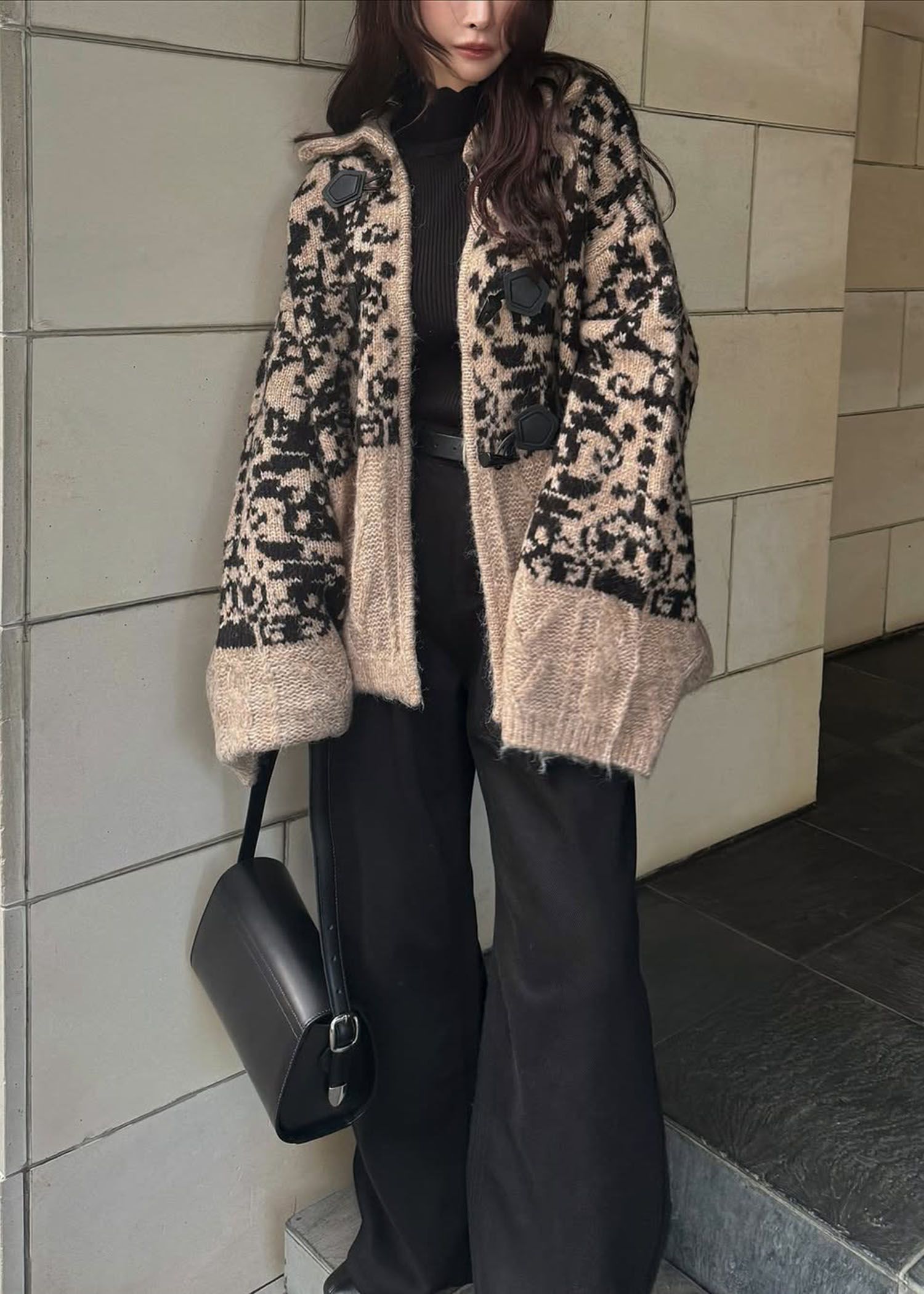 scallop high neck flare sleeve knit / ハイネックフレアスリーブニット (ブラック) / 25AW /