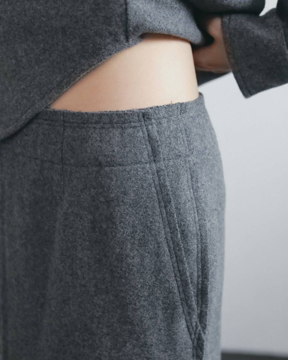 ウールカットオフスカート (チャコールグレー) Wool Cutoff Skirt (Charcoal gray) / 26AW 【6月29日まで期間限定予約】