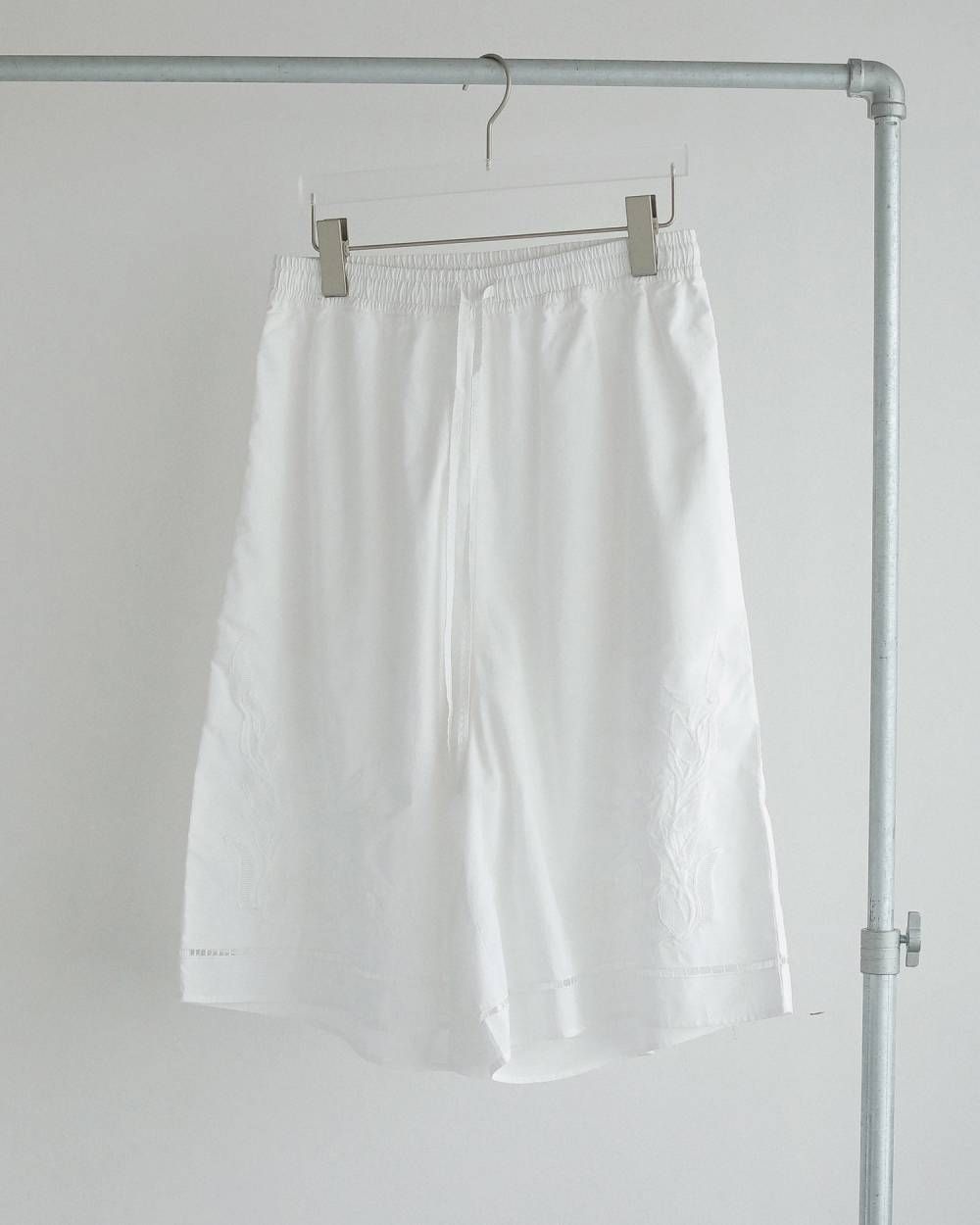 エンブロイダリー ハーフパンツ (ホワイト) Embroidery Half Pants (White) / 27SS