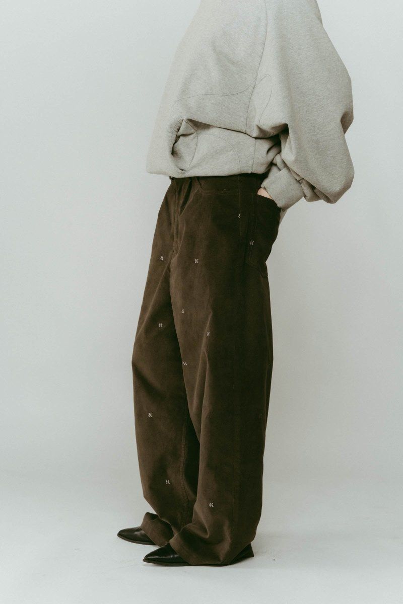 K motif velveteen pants(unisex) / Kモチーフ ベルベットパンツ (グレーカーキ) / 25AW