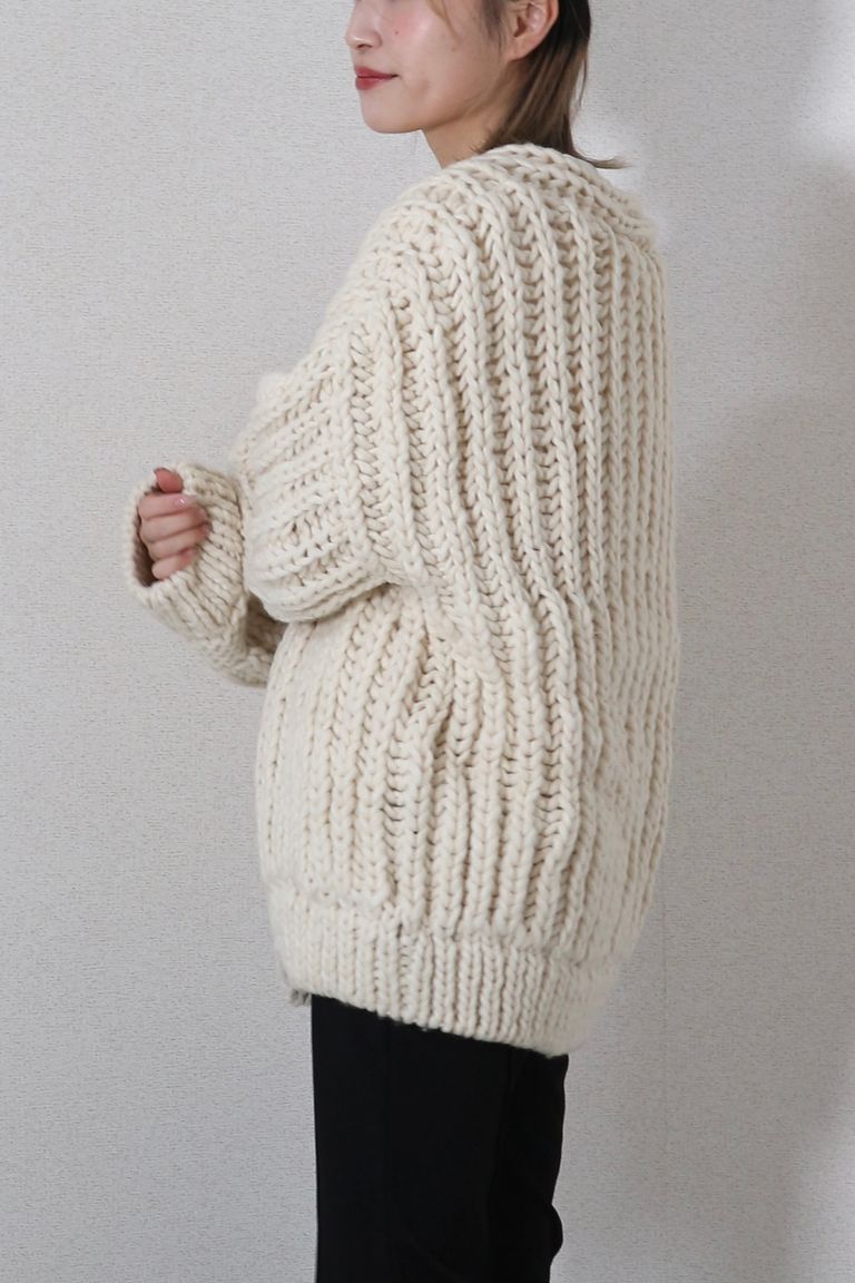 156cm 着用サイズ:フリー