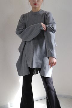 COCOON SLEEVE DESIGN KT / コクーンスリーブデザインニット (グレー) / 体型カバー
