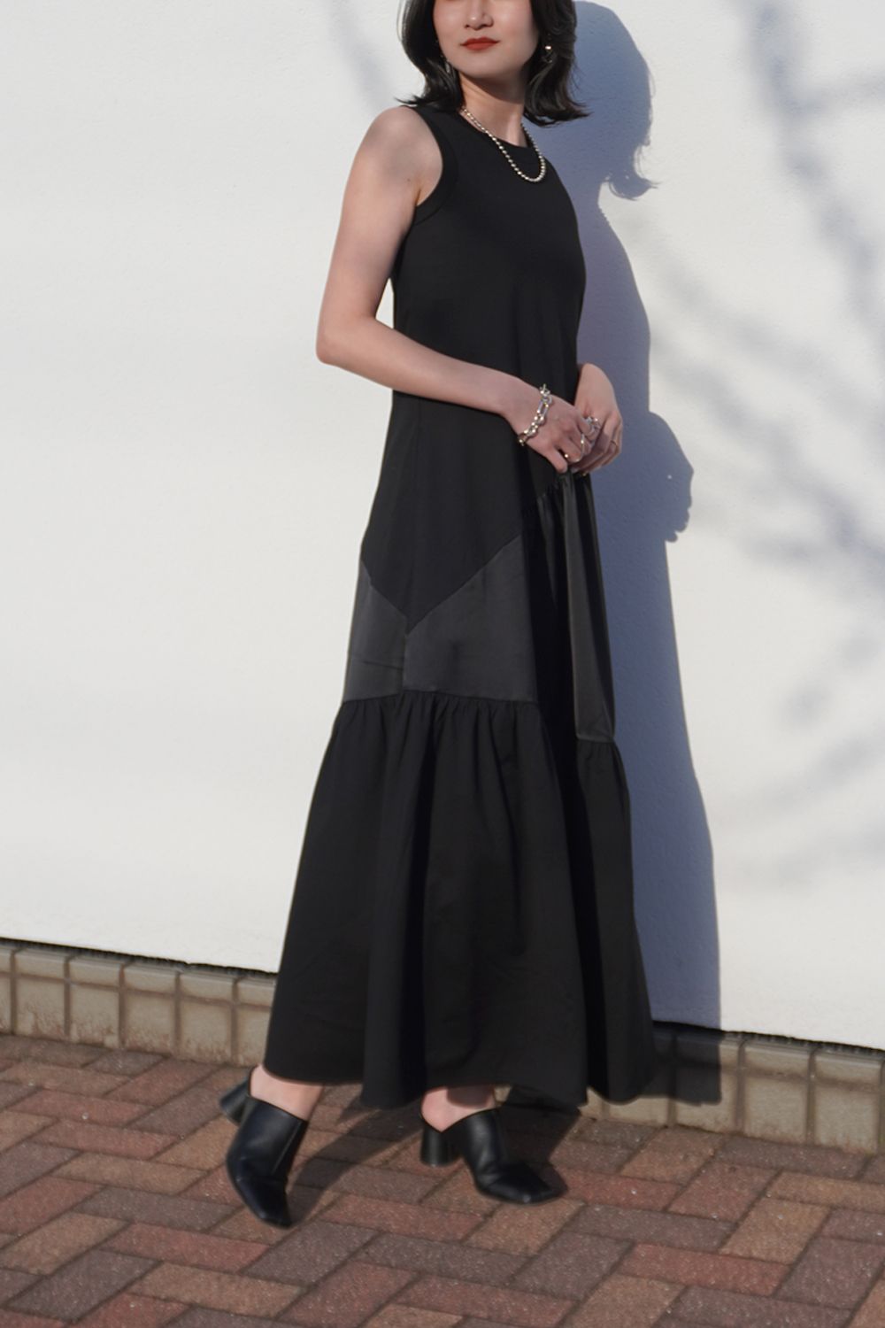 CLEFF TIERED DRESS / ティアードドレス (ブラック×ブラック)