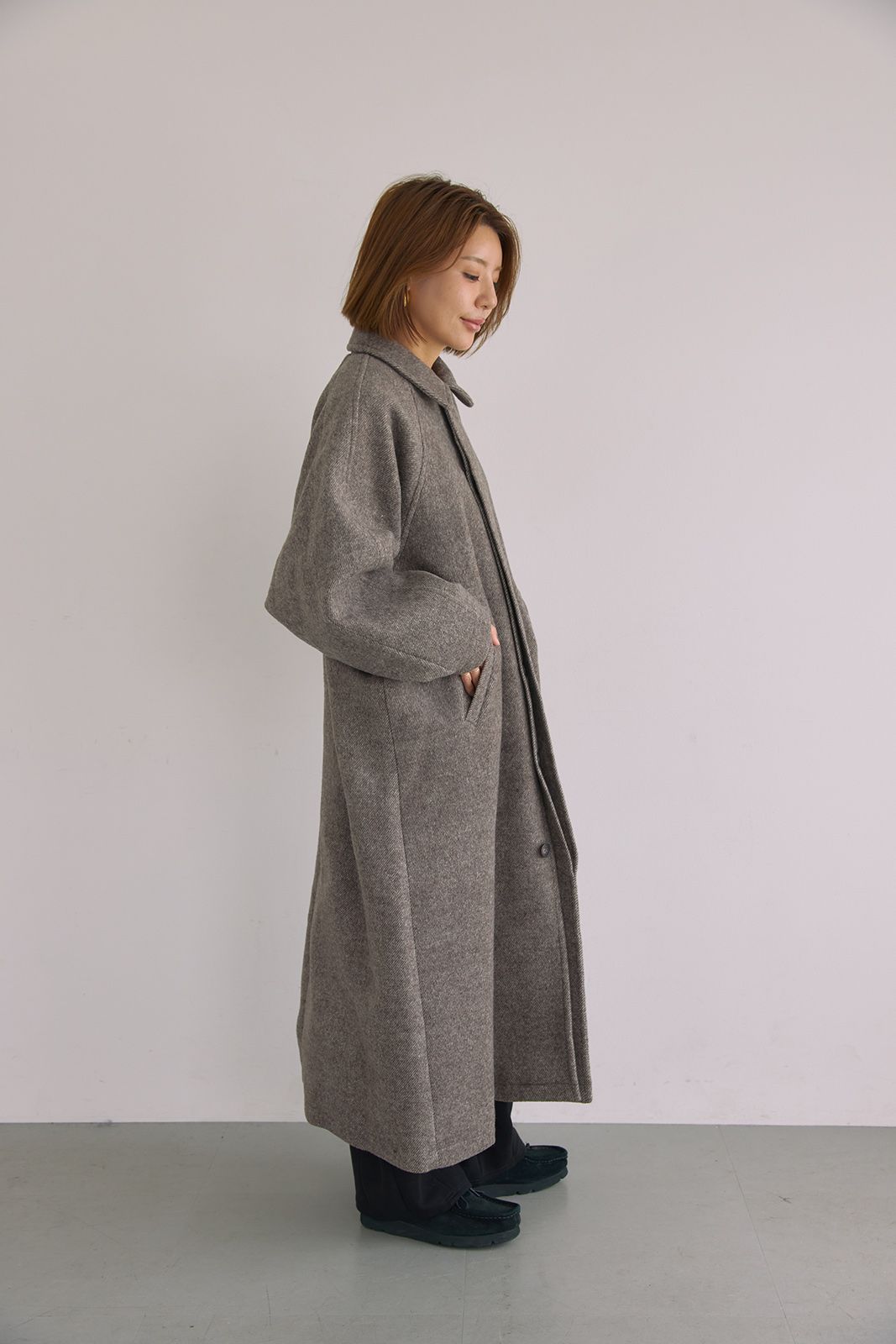 ラグランスリーブロングコート (ブラウン) Raglan Sleeve Long Coat (Brown) / 26AW