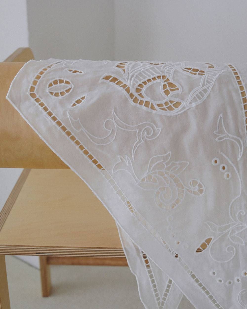カットワークスカーフ (ホワイト) Cutwork Scarf (White) / 27SS