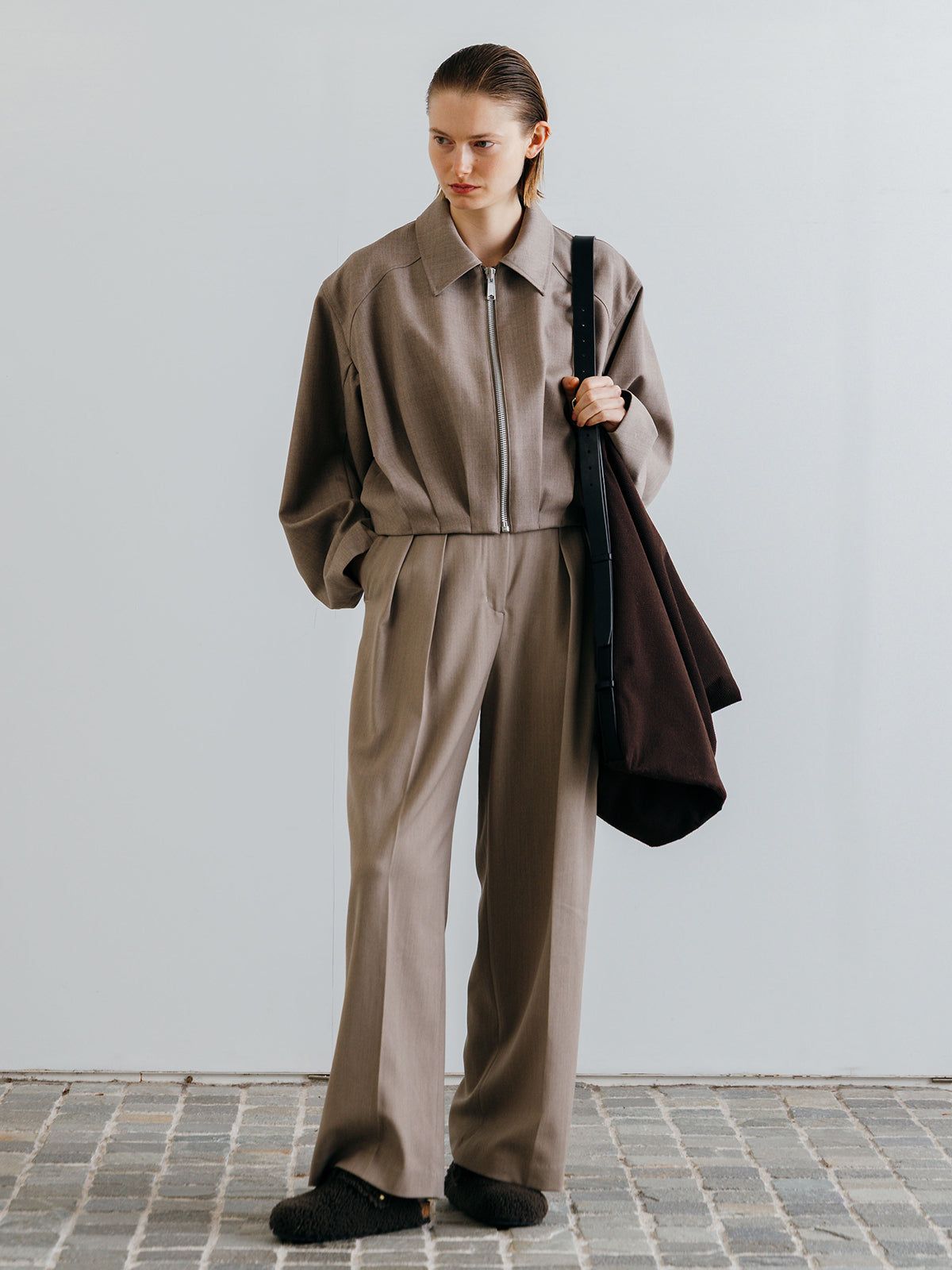 ICHIGUN TUCK JACKET / イチグン タックジャケット (Beige) / 26SS