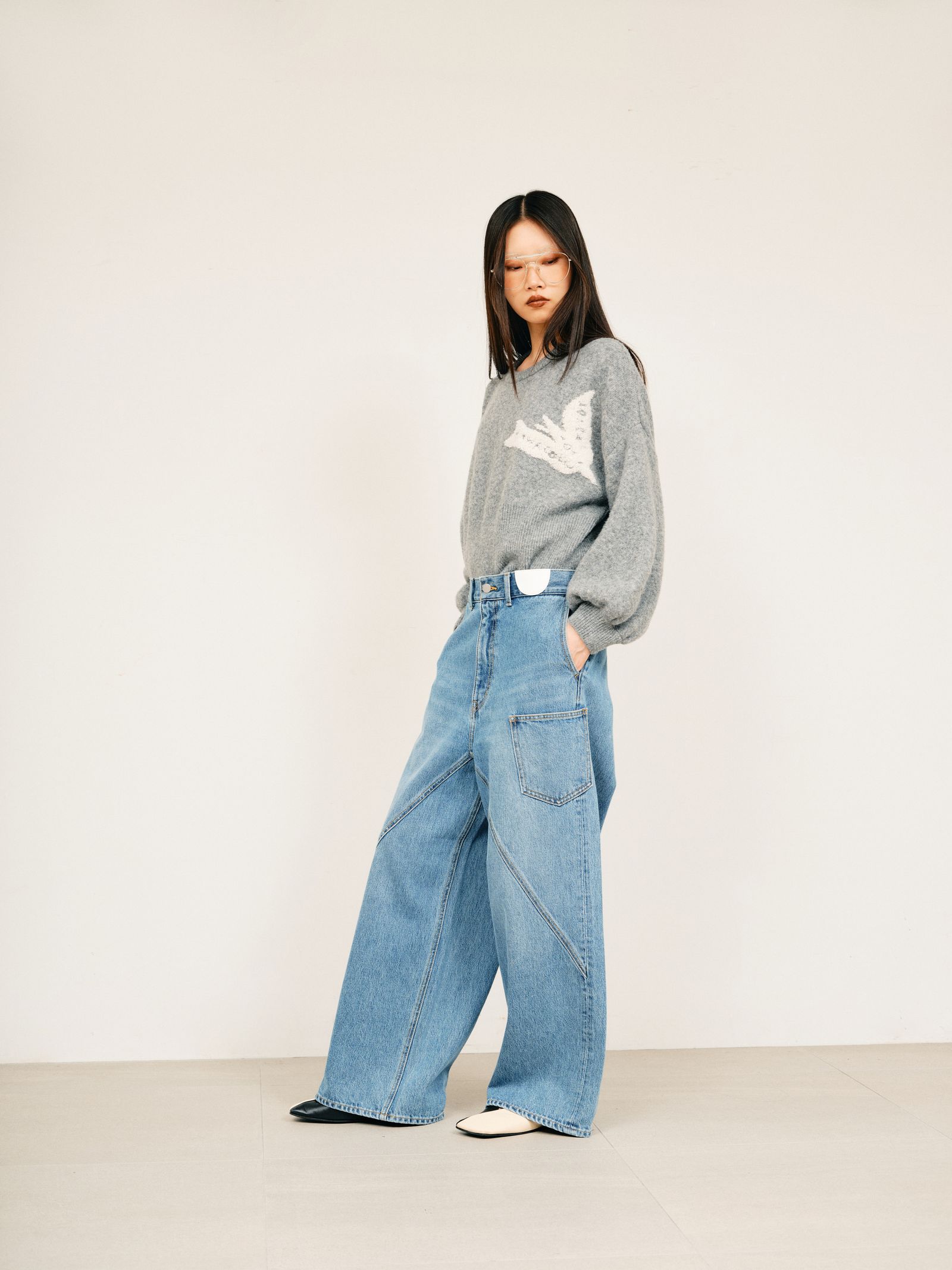 【BF割引対象12/2まで】Illustration jacquard knit top / イラストジャガードニットトップス (グレー) / 25AW