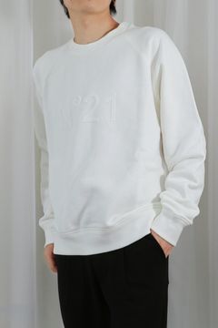 EMBOSSED LOGO SWEAT PULLOVER / エンボスロゴスウェットプルオーバー / ユニセックス (ホワイト)