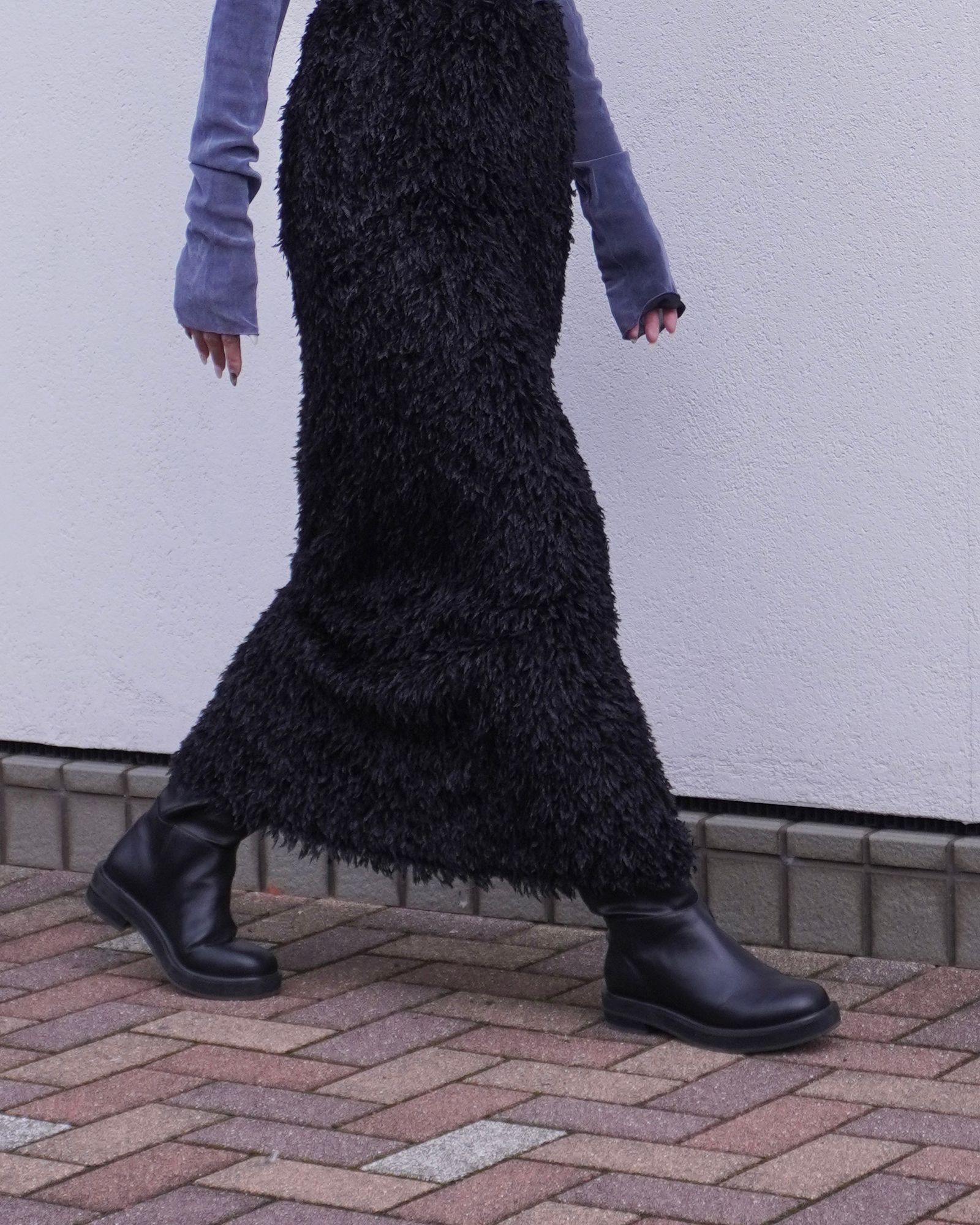 Feather slit skirt / フェザースリットスカート (ブラック) / 25AW