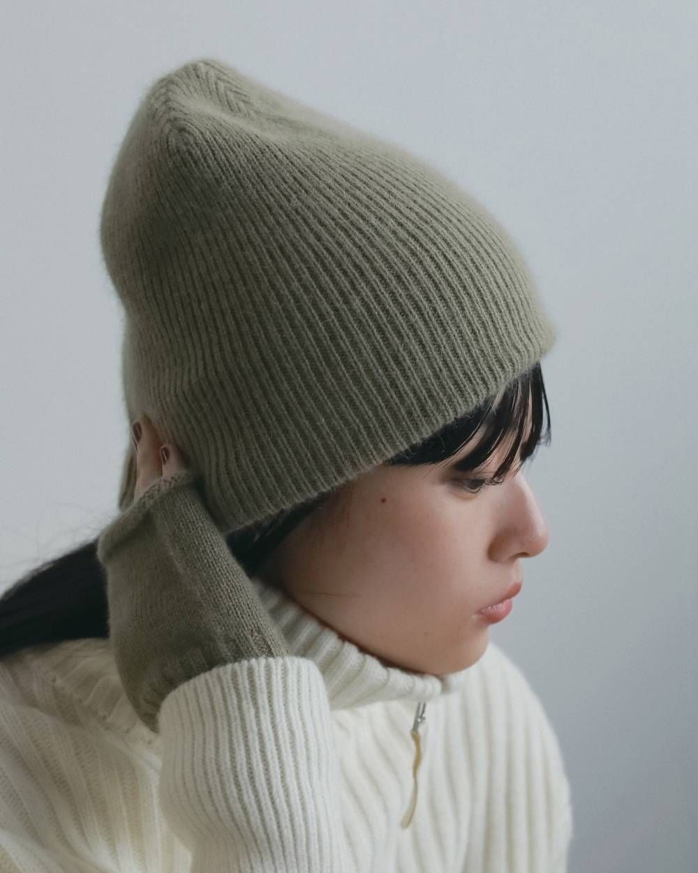 ラクーンニット ビーニー (オリーブ) Raccoon Knit Beanie (Olive) / 26AW 【6月29日まで期間限定予約】