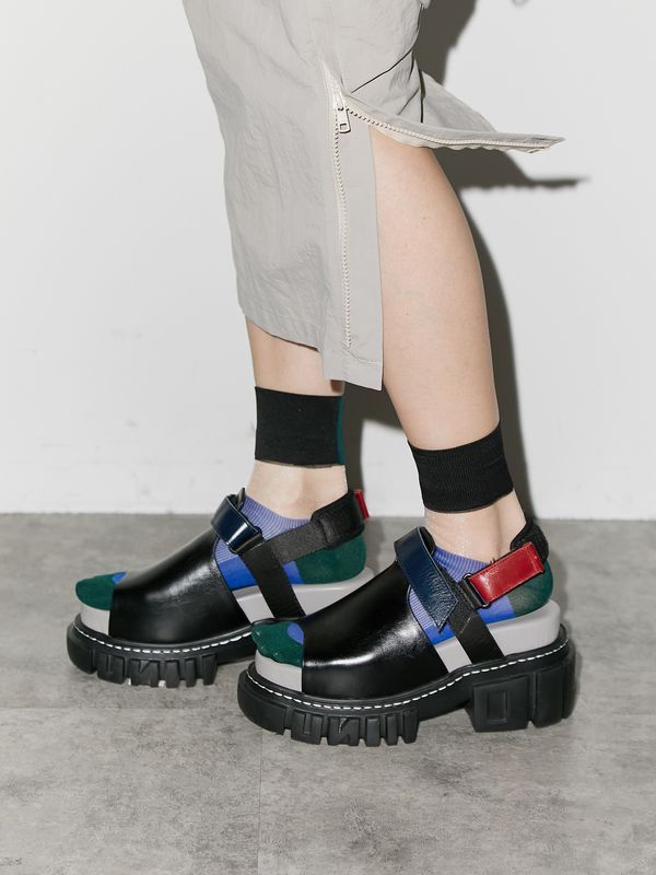 BACK LINE SHEER SOCKS / バックラインシアーソックス (ブルー)