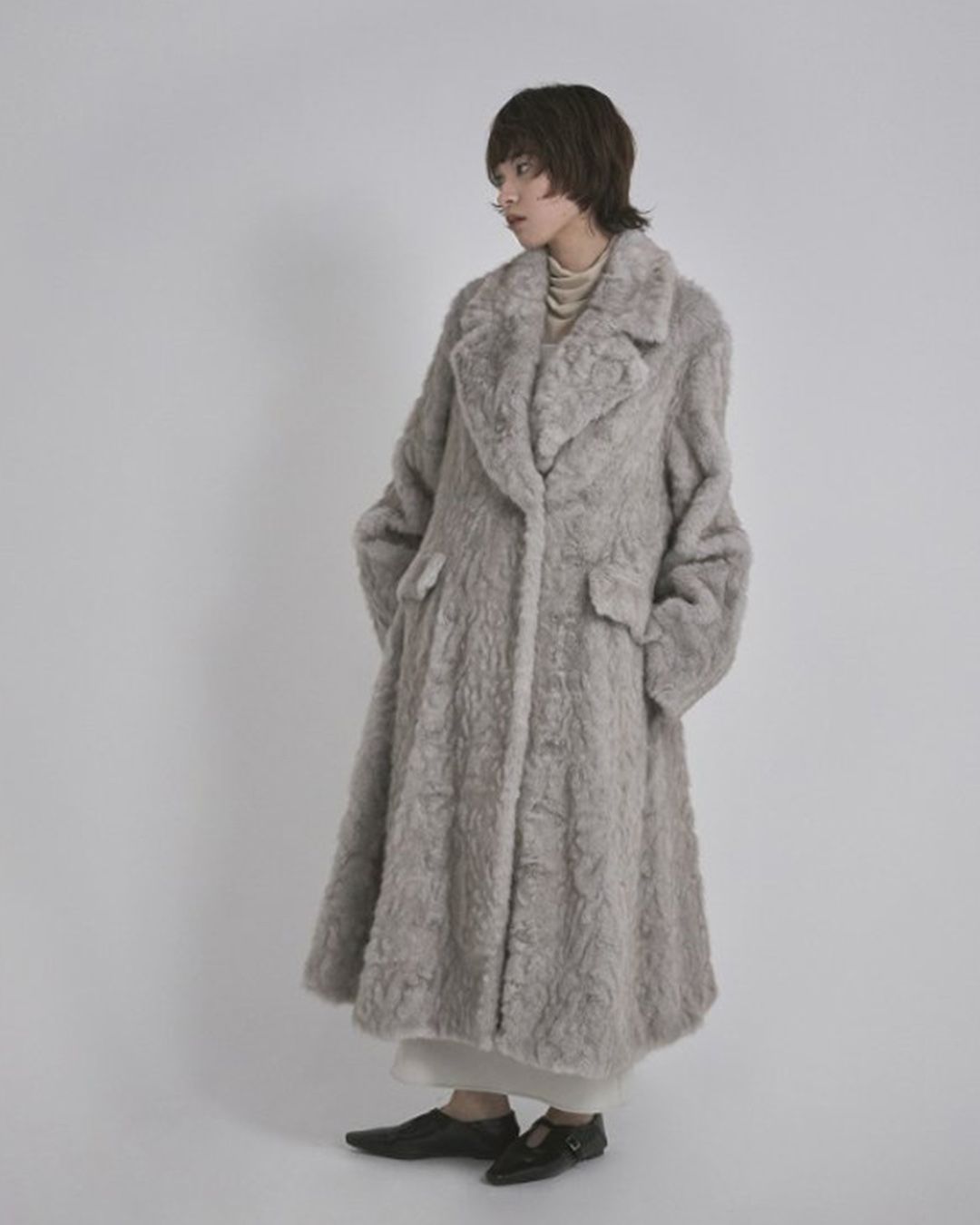 【先行予約】【26TH-12】ラビット調ファーロングコート (ライトグレー) Rabbit Like Fur Long Coat (L.gray) /  エコファー  /  フェイクファー 【受注期間6/14 23:59まで】