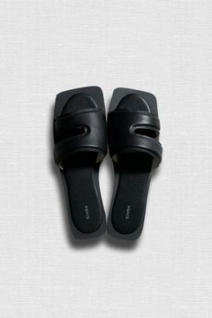 SQUARE TOE FLAT SANDAL / スクエアトゥフラットサンダル (ブラック)