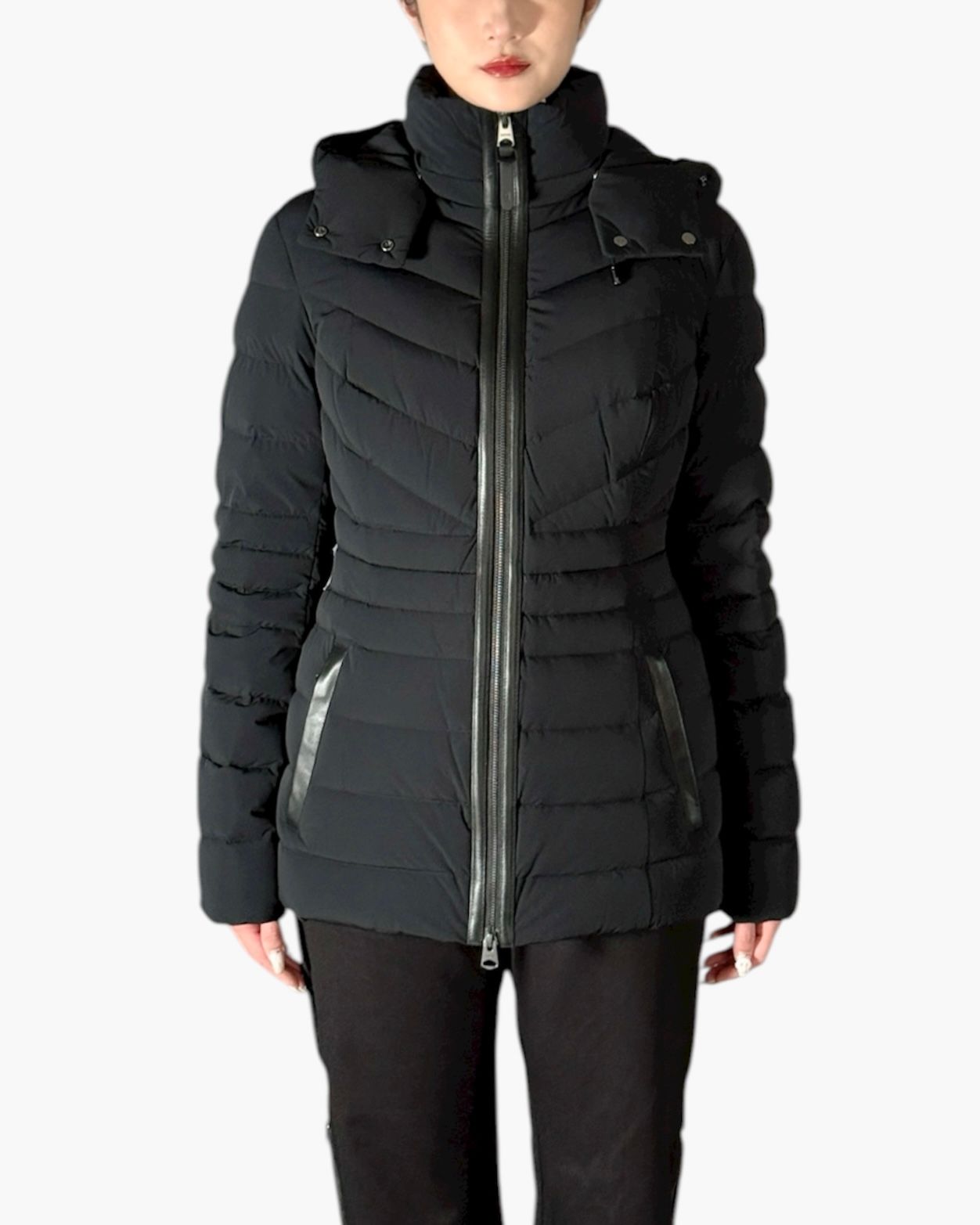 【25AW】PATSY-BX / ファー付きストレッチダウンジャケット (ブラック) / レディース