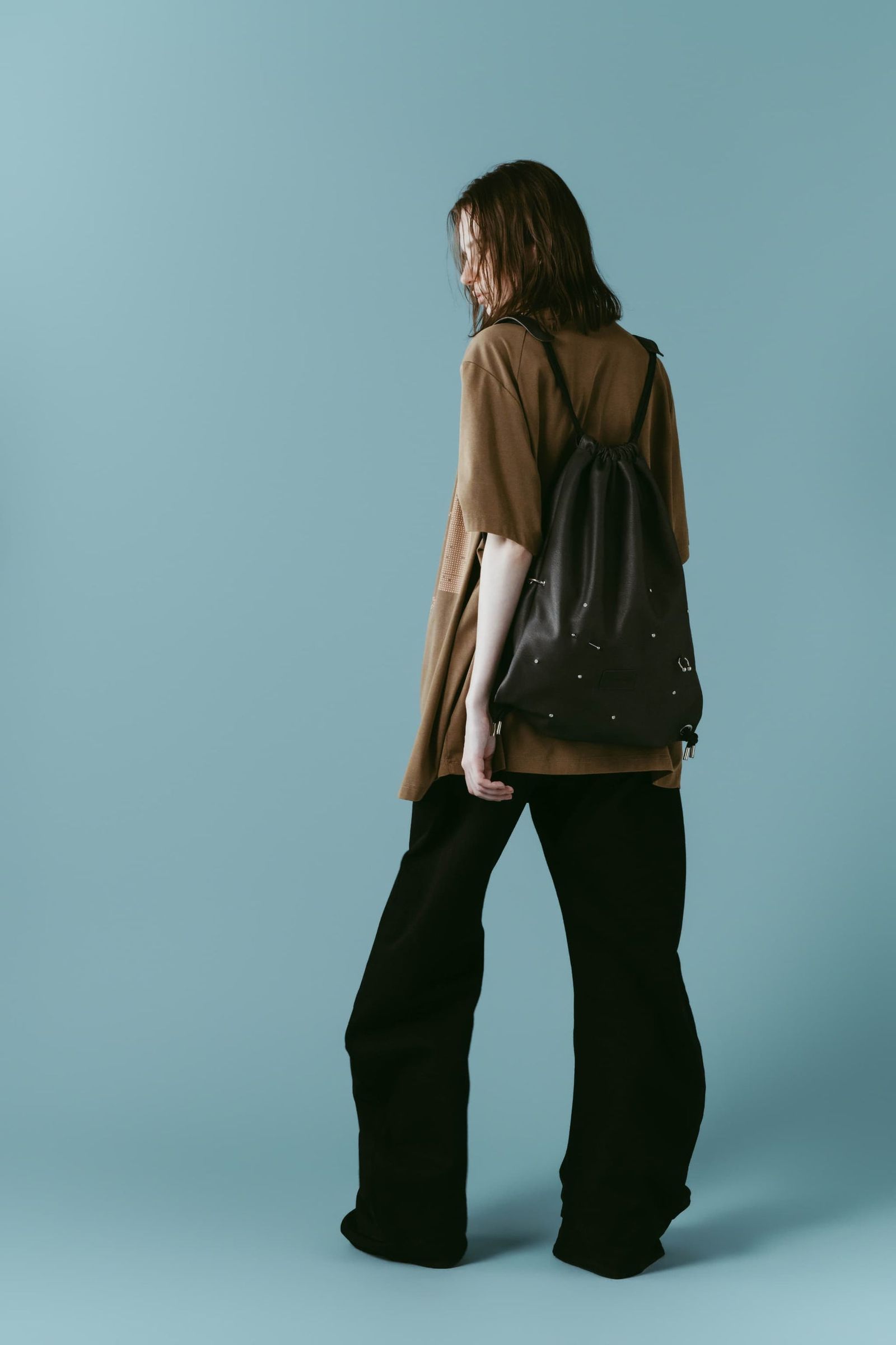 レザードローストリングバッグ (ブラック) leather drawstring bag (Black) /  26SS