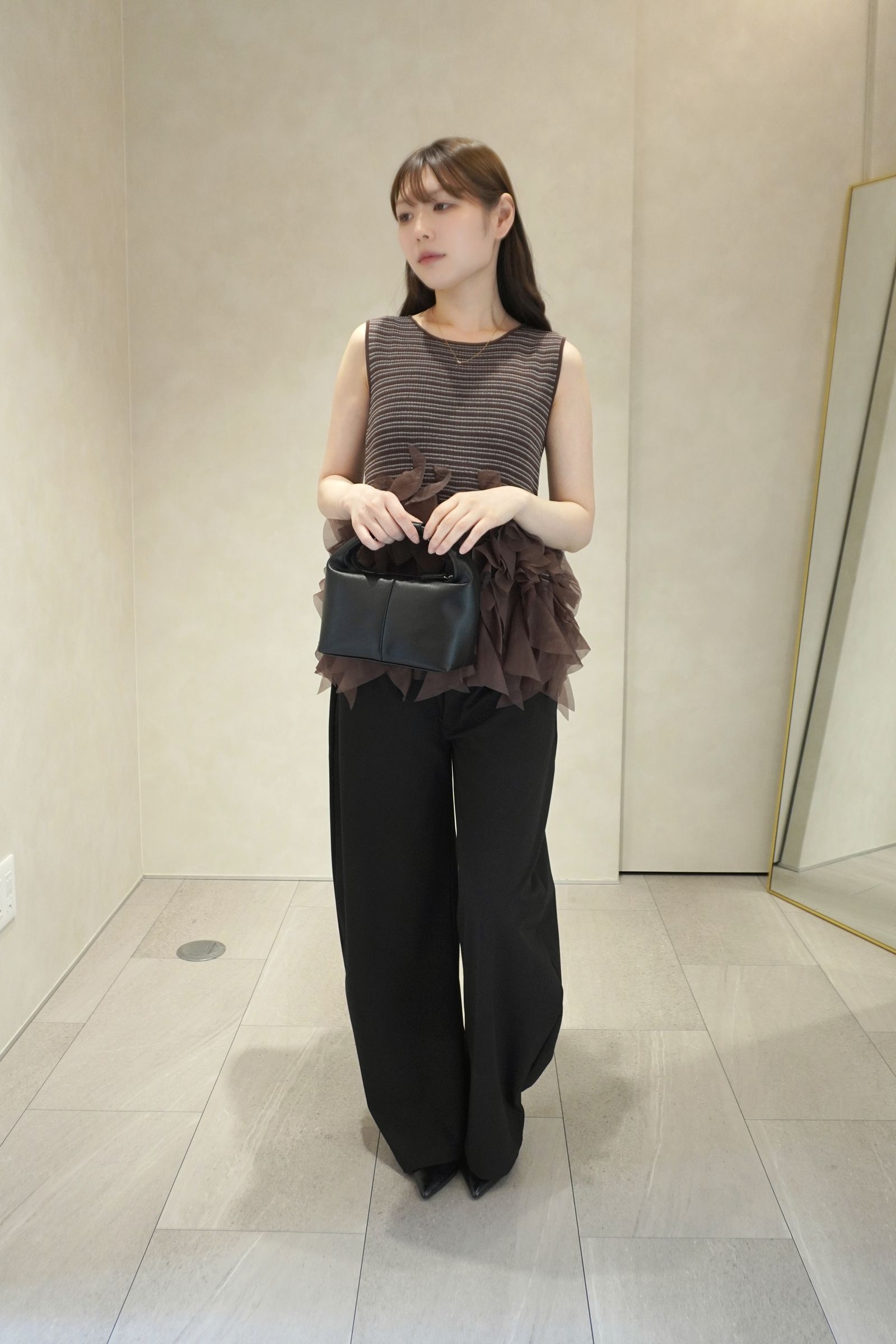 STYLE NO. 647