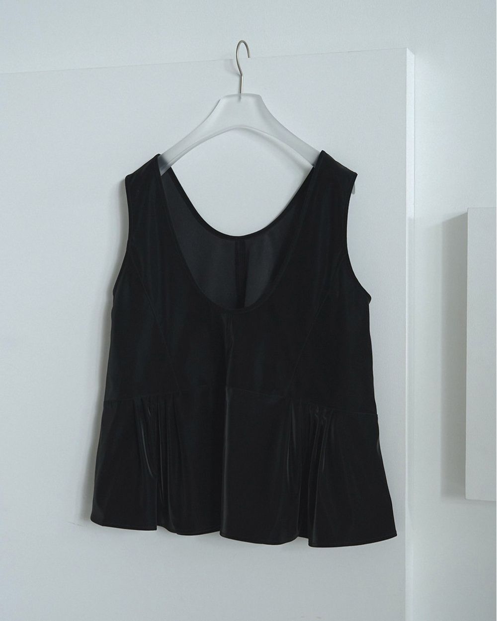 Uneck Peplum Tops / Uネック ペプラムトップス (ブラック)