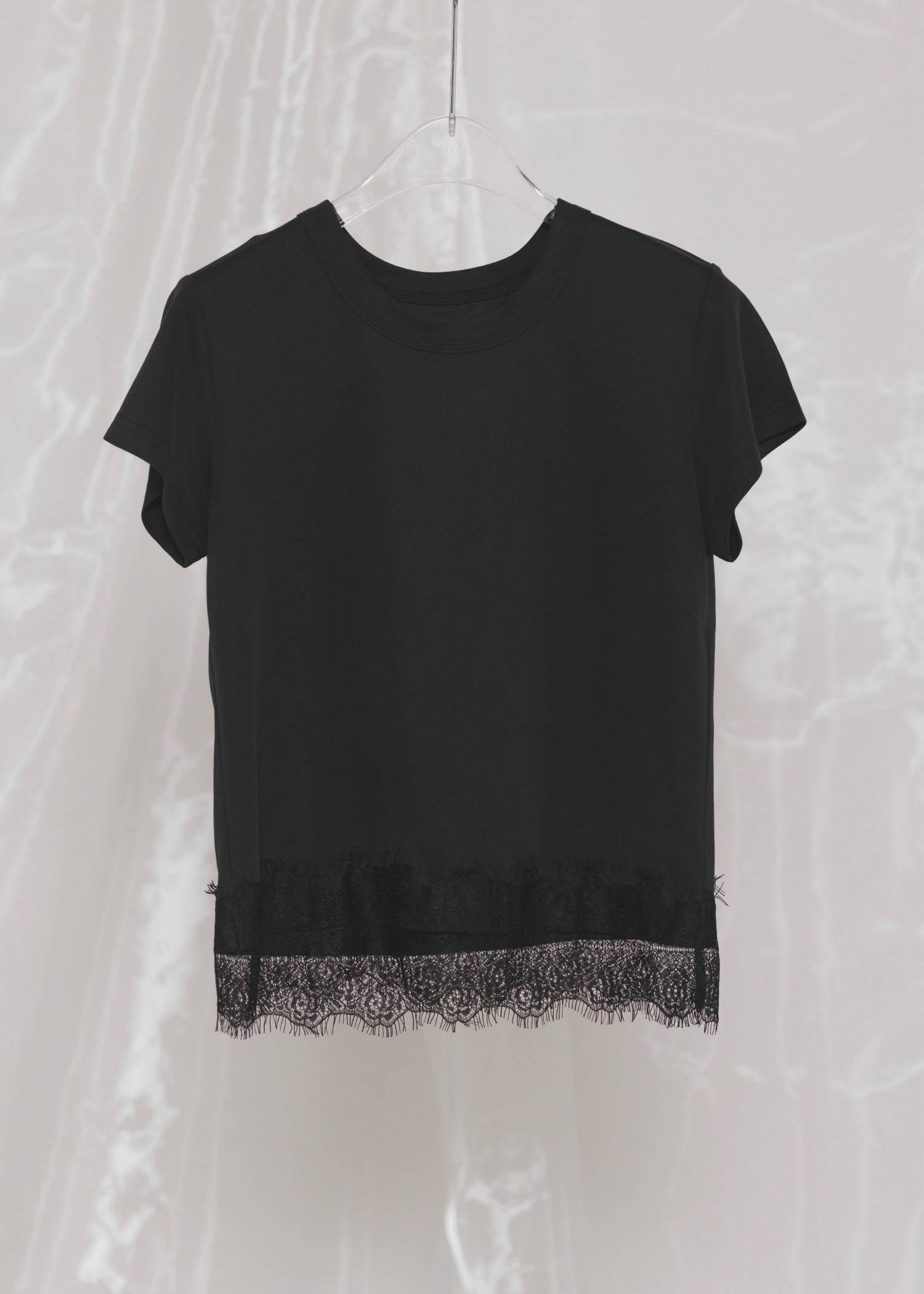 レース コンパクトTシャツ (ブラック) hem scallop lace compact T-Shirt (Black) /  26SS