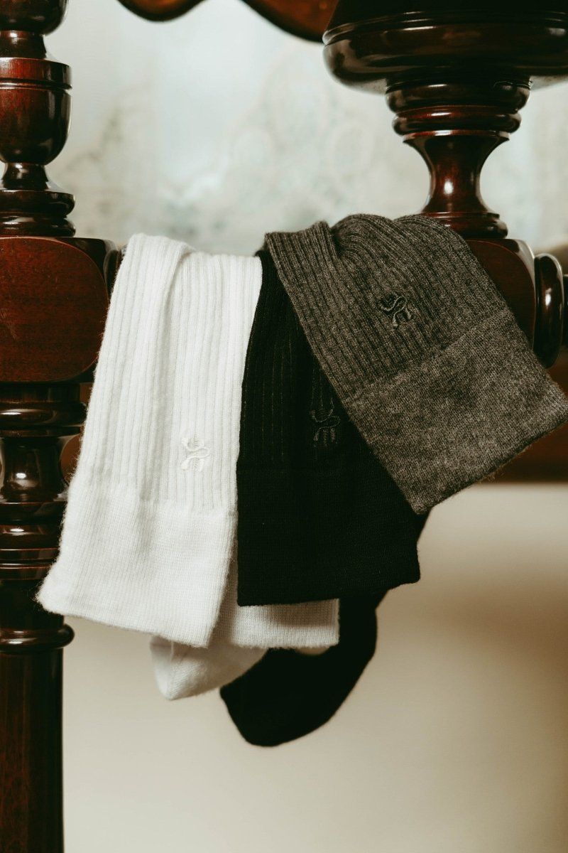 embroidered long socks (Charcoal) / ロゴ刺繍 ロングソックス (チャコール) / 26SS