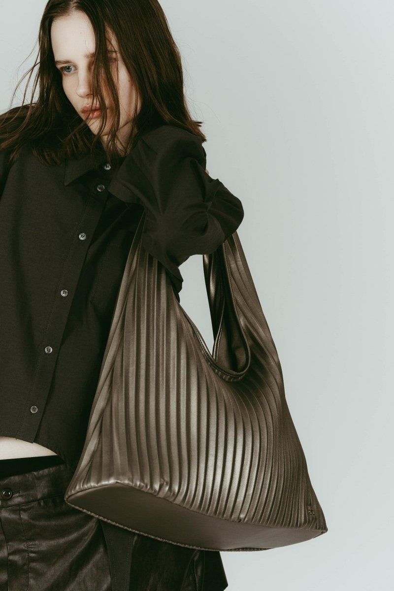 leather pleats bag (Silver) / レザープリーツバッグ (シルバー) / 26SS