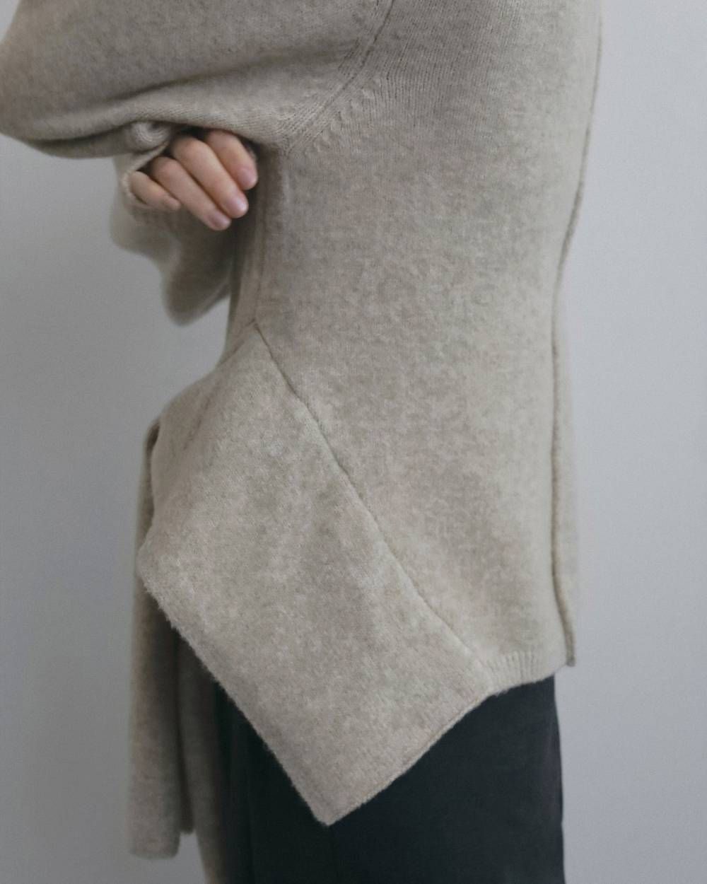 レイヤードソフトニット (ベージュ) Layered Soft Knit (Beige) / 26AW 【6月29日まで期間限定予約】