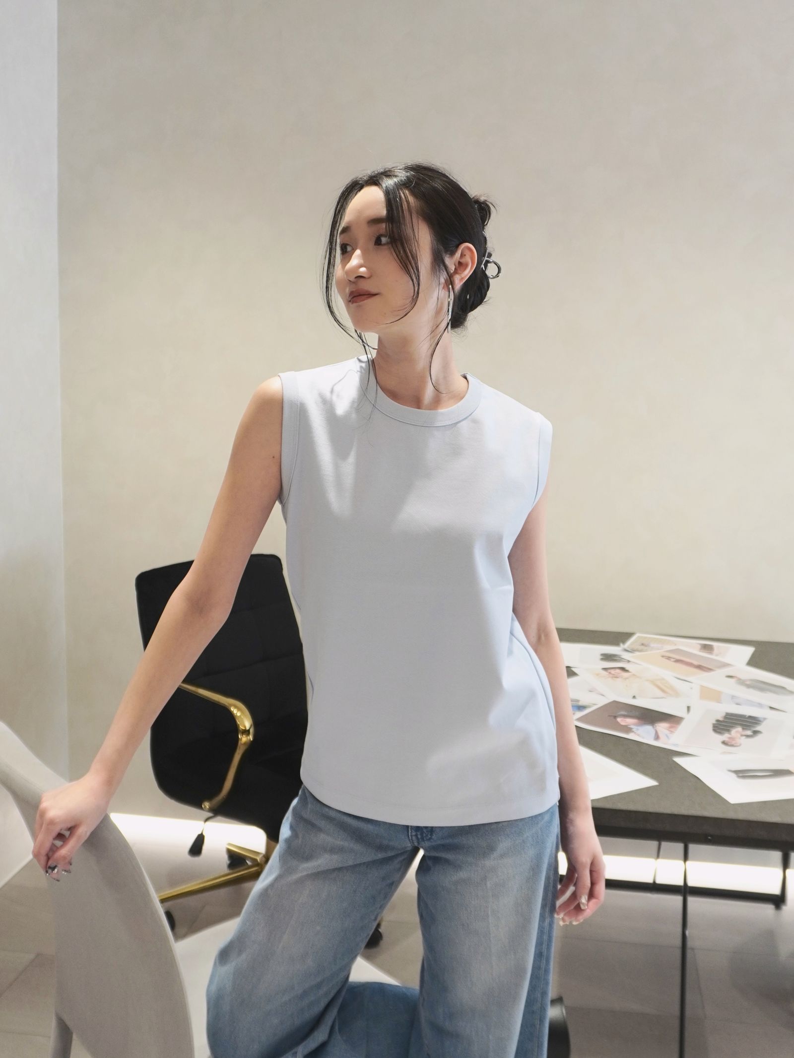 【25SS】REFINA SLEEVELESS T-SHIRT / リフィナスリーブレスTシャツ (サックス)