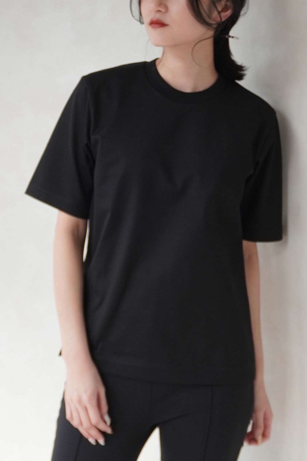 REFINA COMPACT T-SHIRT / リフィナコンパクトTシャツ  (ブラック)