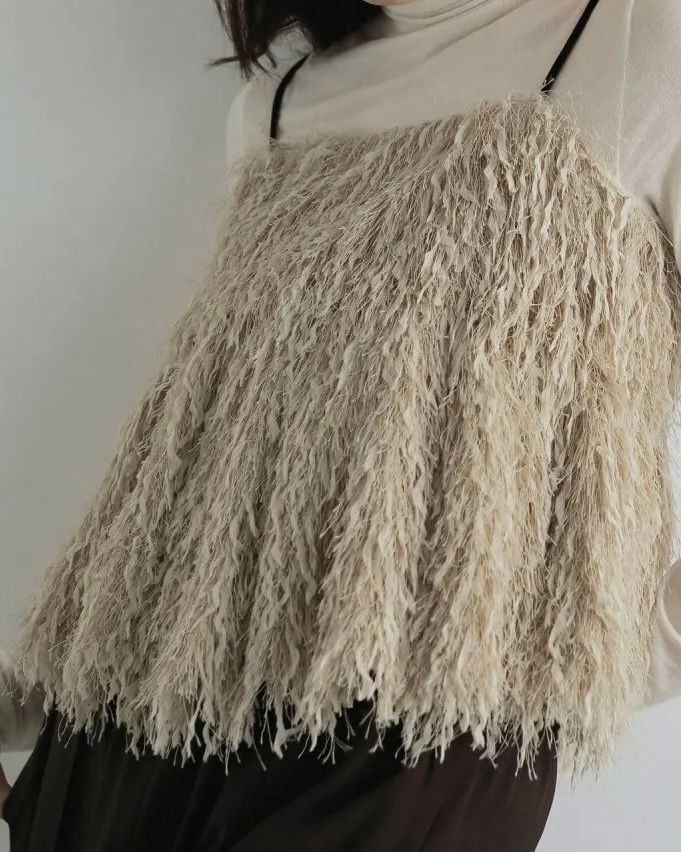【25AW】Backopen Feather Camisole / バックオープン フェザーキャミソール (ベージュ)