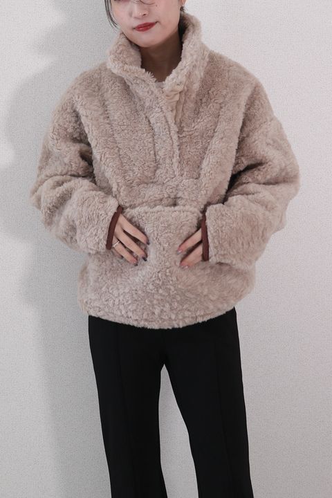 BI COLOR FAKE FUR TOPS / バイカラーフェイクファートップス (ベージュ)