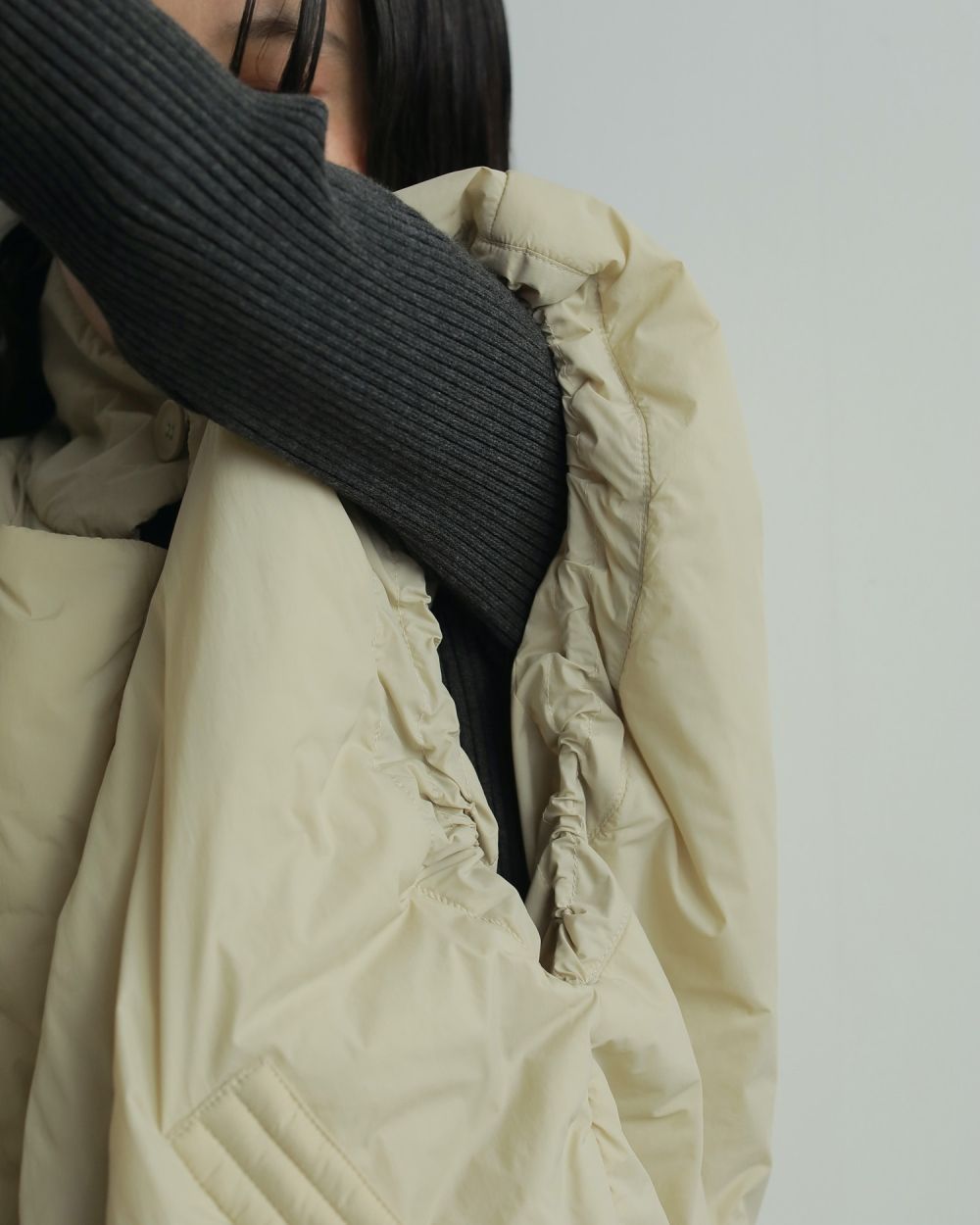 【25AW】Volume Over Vest / ボリューム オーバーパファベスト (クリーム)