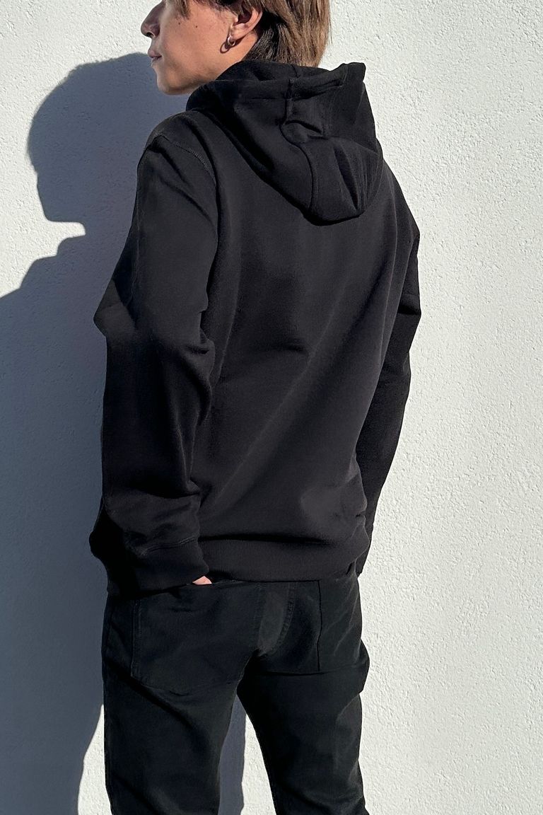 176cm 64kg 着用サイズM