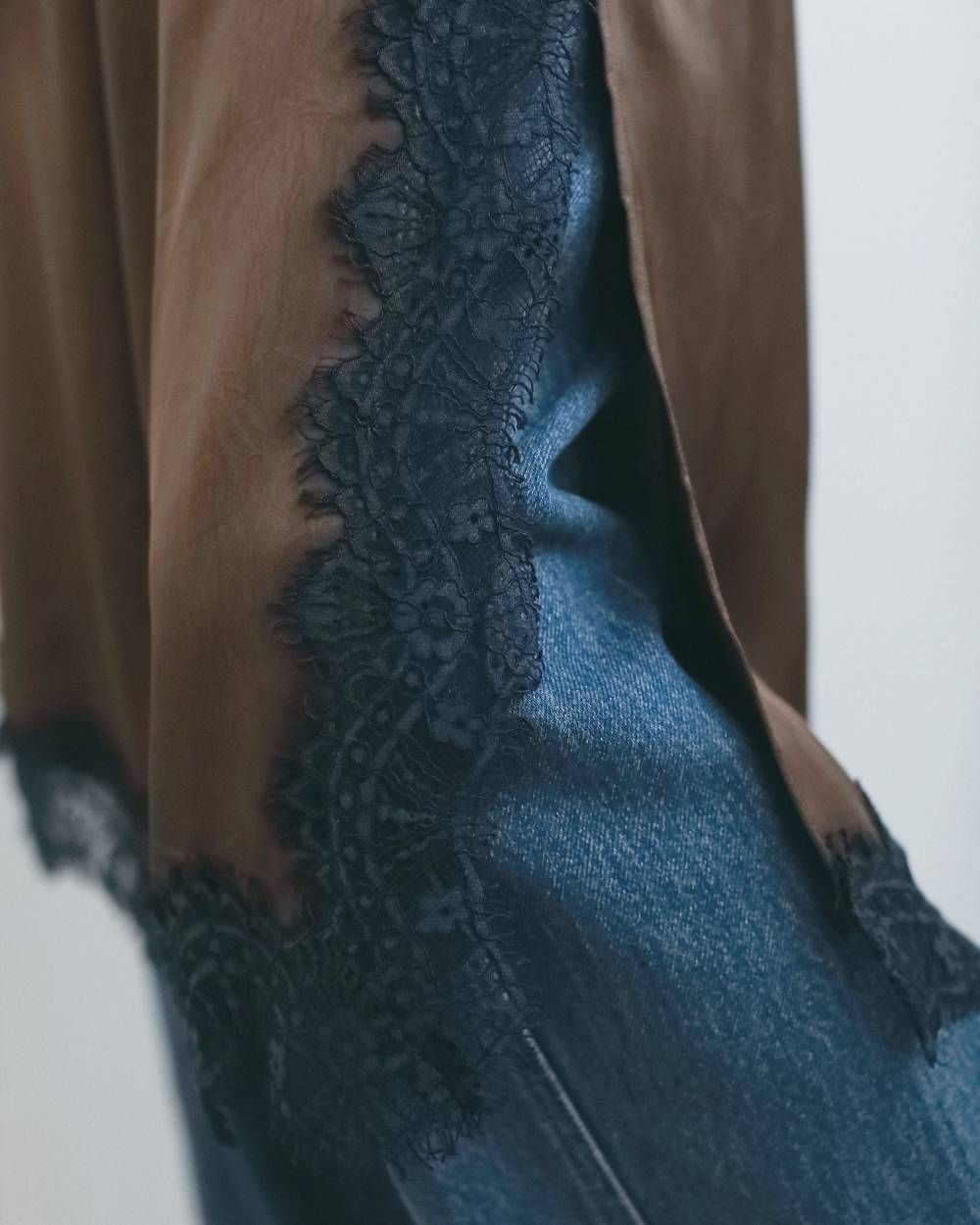 サテンレーススカート (ブラウン) Satin Lace Skirt (Brown) / 26AW 【6月29日まで期間限定予約】