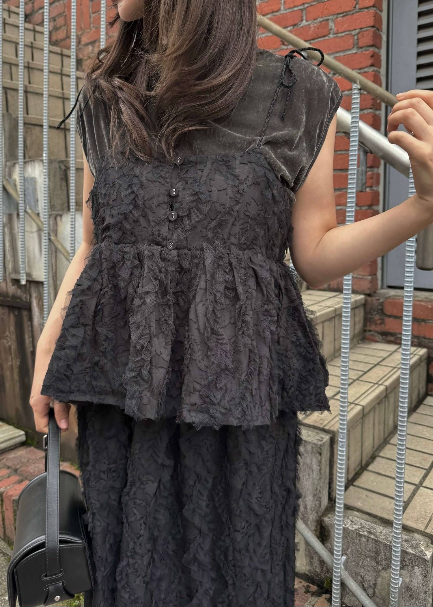 カットジャガード キャミソール (ブラック) cut jacquard tulle gather camisole (Black) /  26SS