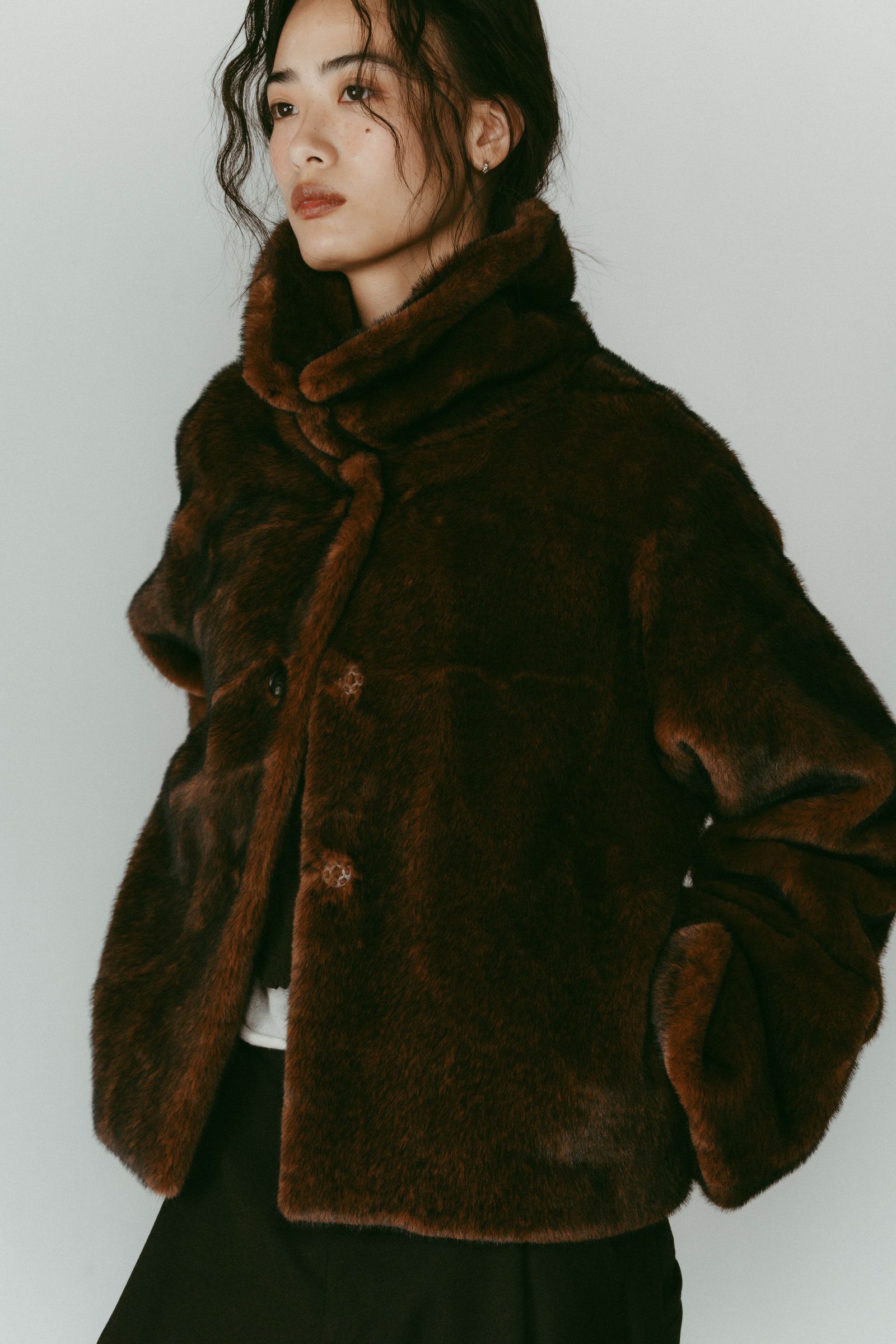 point collar fur coat / ポイントカラー ファーコートジャケット (ブラウン) / 25AW