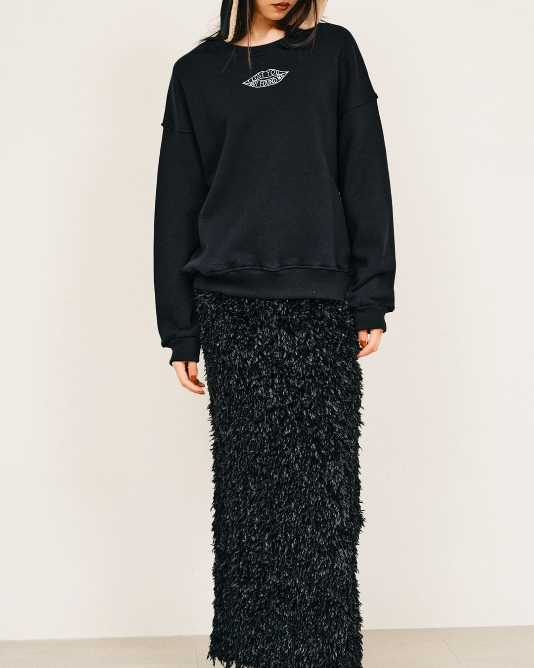 lip embroy sweat tops / リップエンブロイスウェットトップス (ブラック) / 25AW