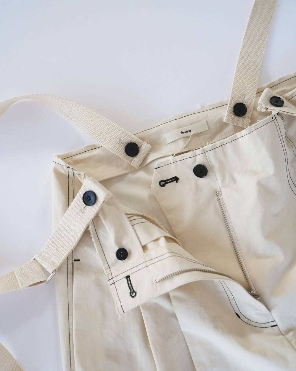 サスペンダー ワイドパンツ (アイボリー) Suspenders Wide Pants (アイボリー) / 26SS