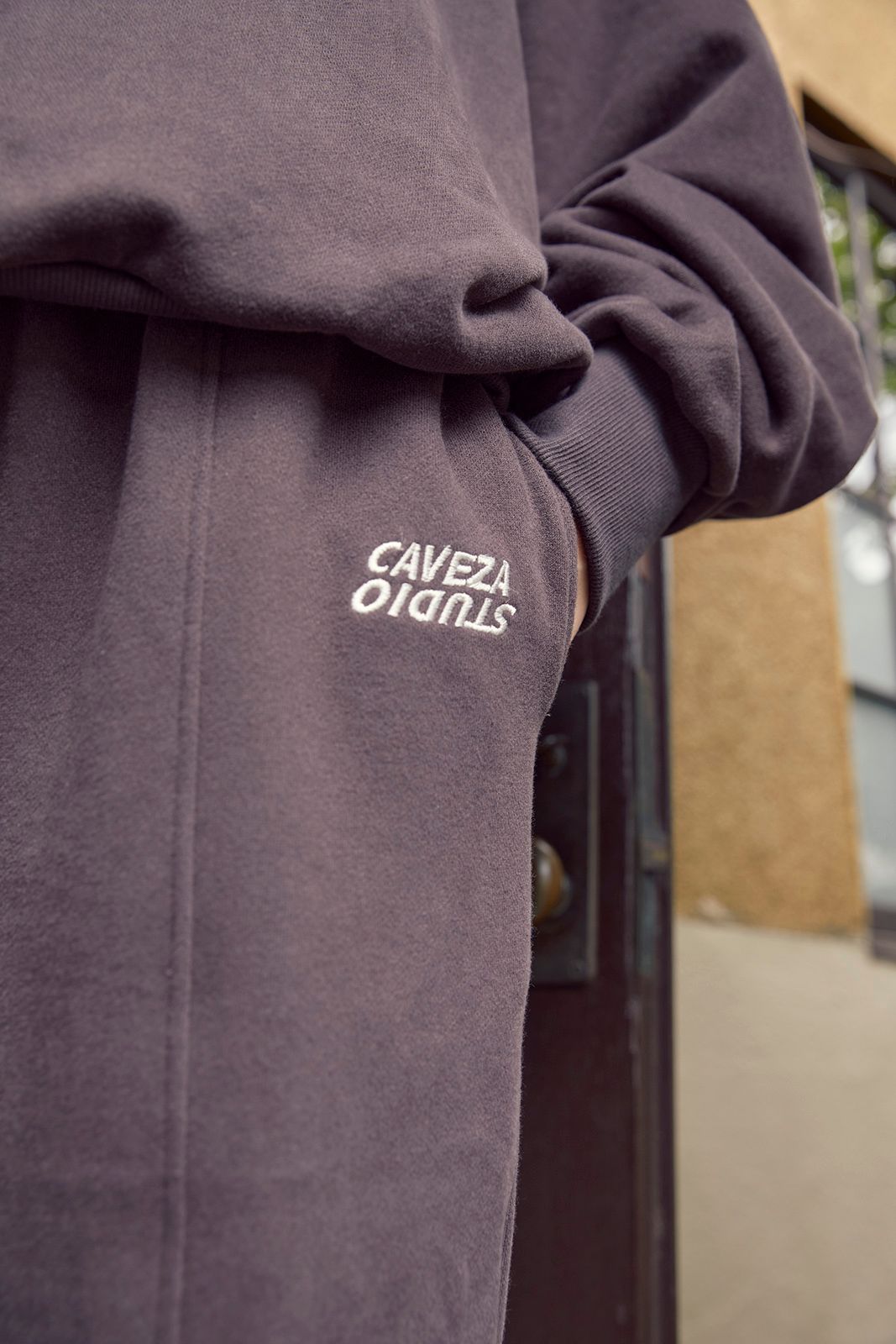 【再販売】CAVEZA STUDIO スウェットパンツ (ブラウン)