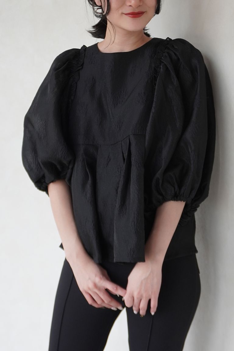 163cm 着用:フリー (自然光)