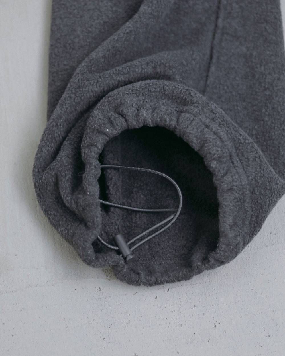 フリースハーフジップ コンビネゾン (チャコールグレー) Fleece Halfzip Combinaison (Charcoal gray) / 26AW 【6月29日まで期間限定予約】