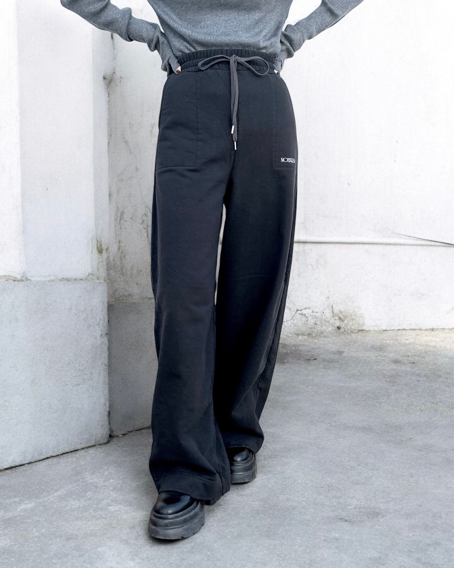 NOUNLESS LOOSE SWEAT PANTS (NOIR) / ルーズスウェットパンツ ノワール