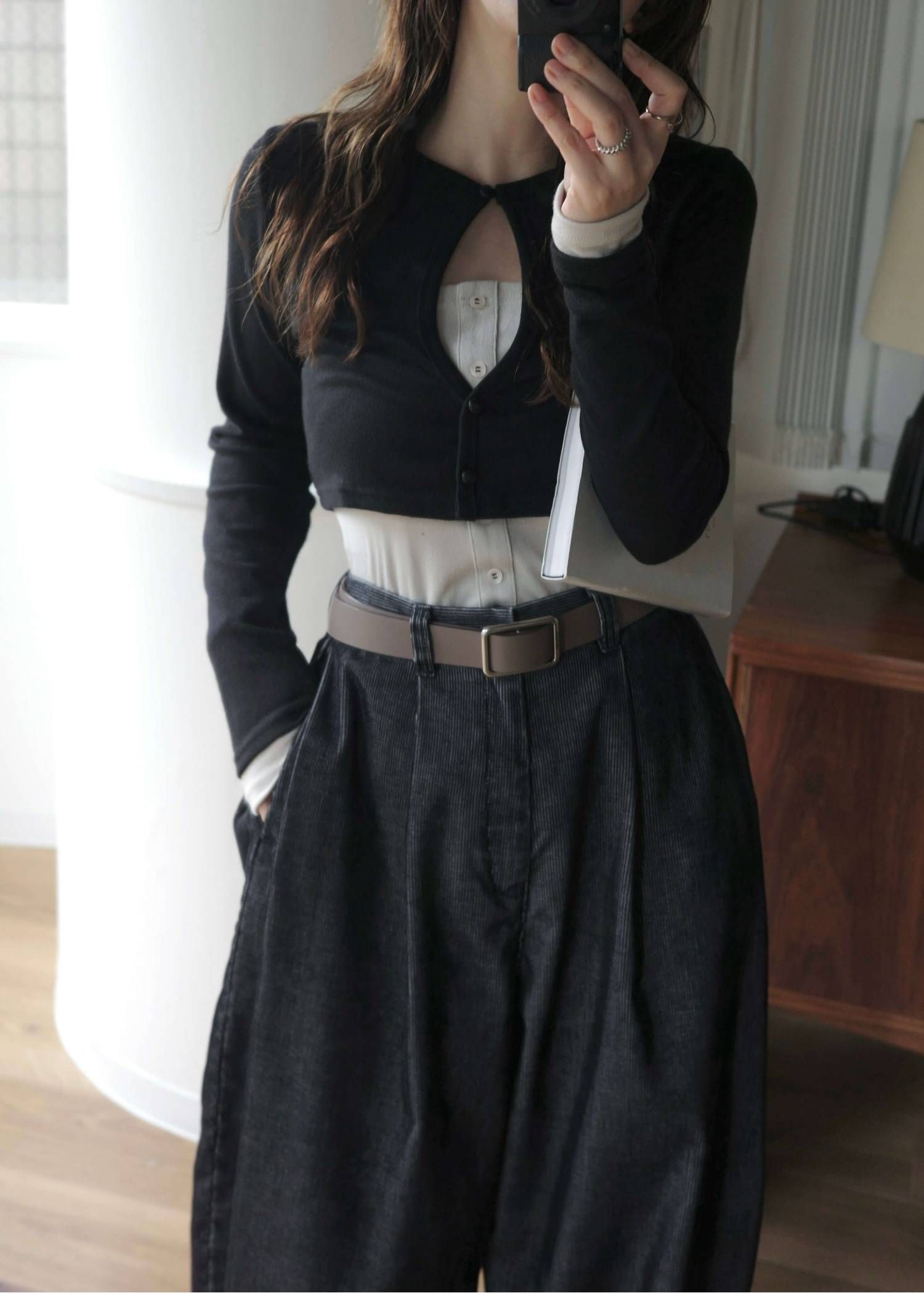 バイカラー レイヤードトップス (ブラック bicolor layered warm touch tops (Black) /  26AW