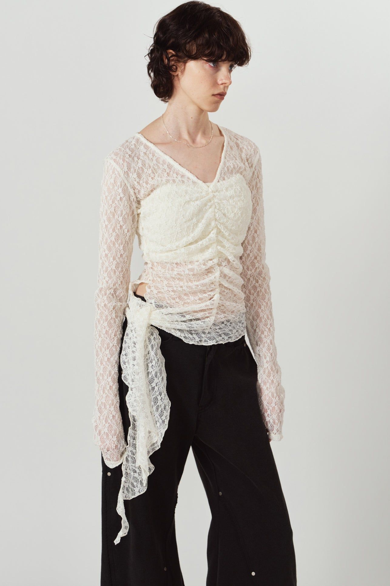 レーストップス (ホワイト) lace gathered top (White) / 26AW