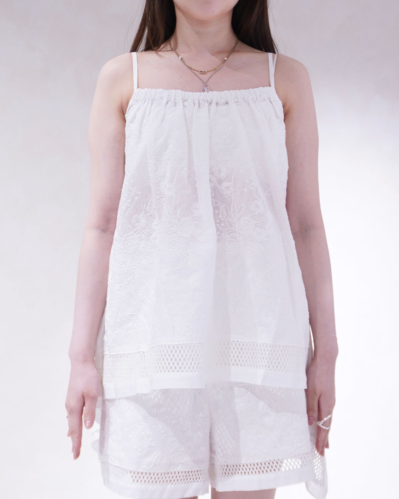 マルチウェイ キャミトップス (ホワイト) multi way drape panel cami tops (White) /  26SS