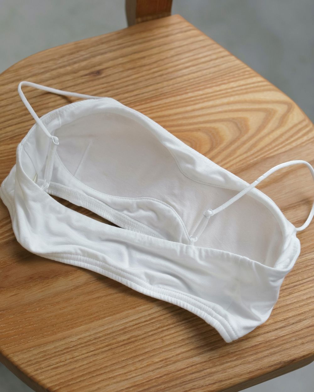 Cupin Tube Bratop (White) / カップインチューブブラトップ (ホワイト) / 26SS