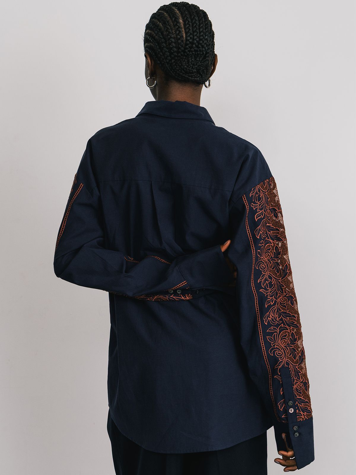 【25SS】EMBROIDERY SHIRTS / エンブロイダリー シャツ (ネイビー)