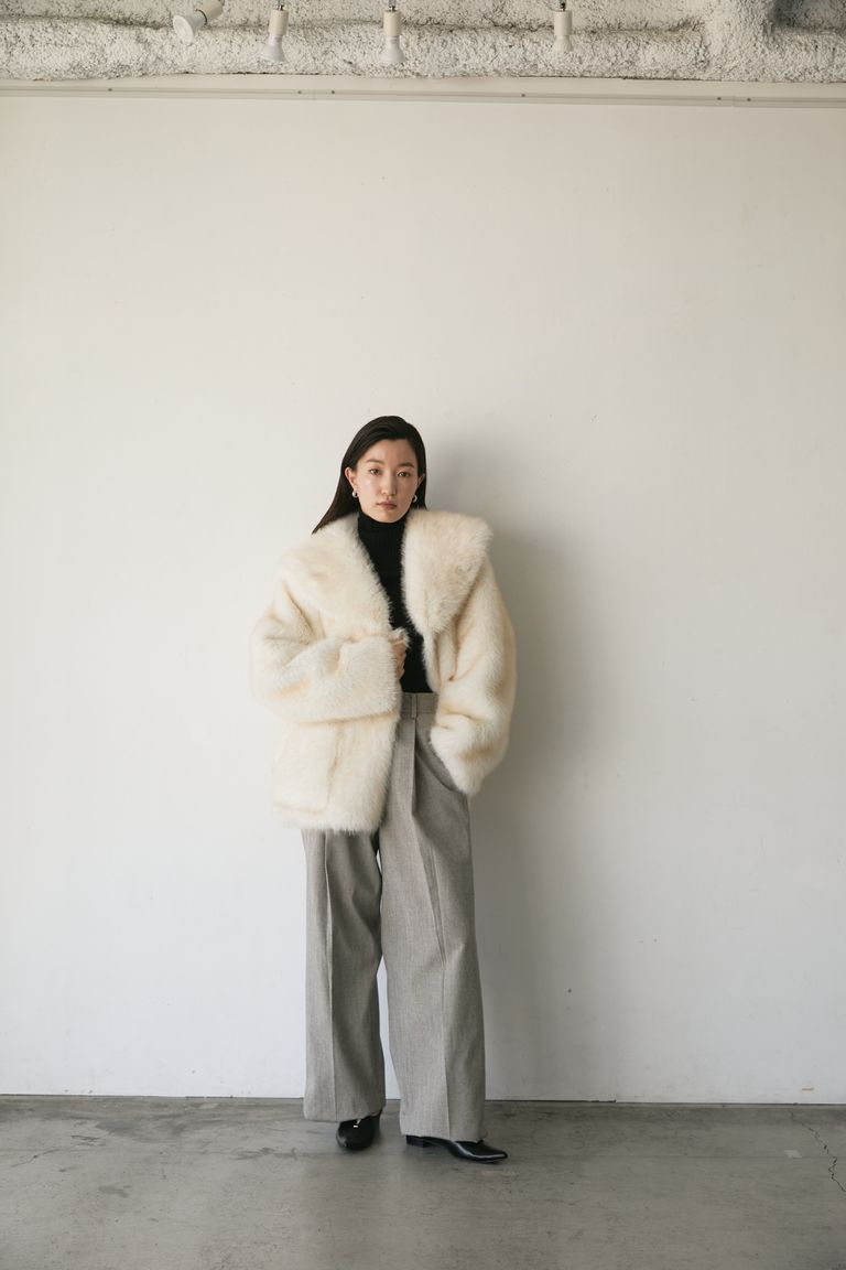THINK FUR - Fox Like Fur Reversible Jacket (クリーム) | Sir 