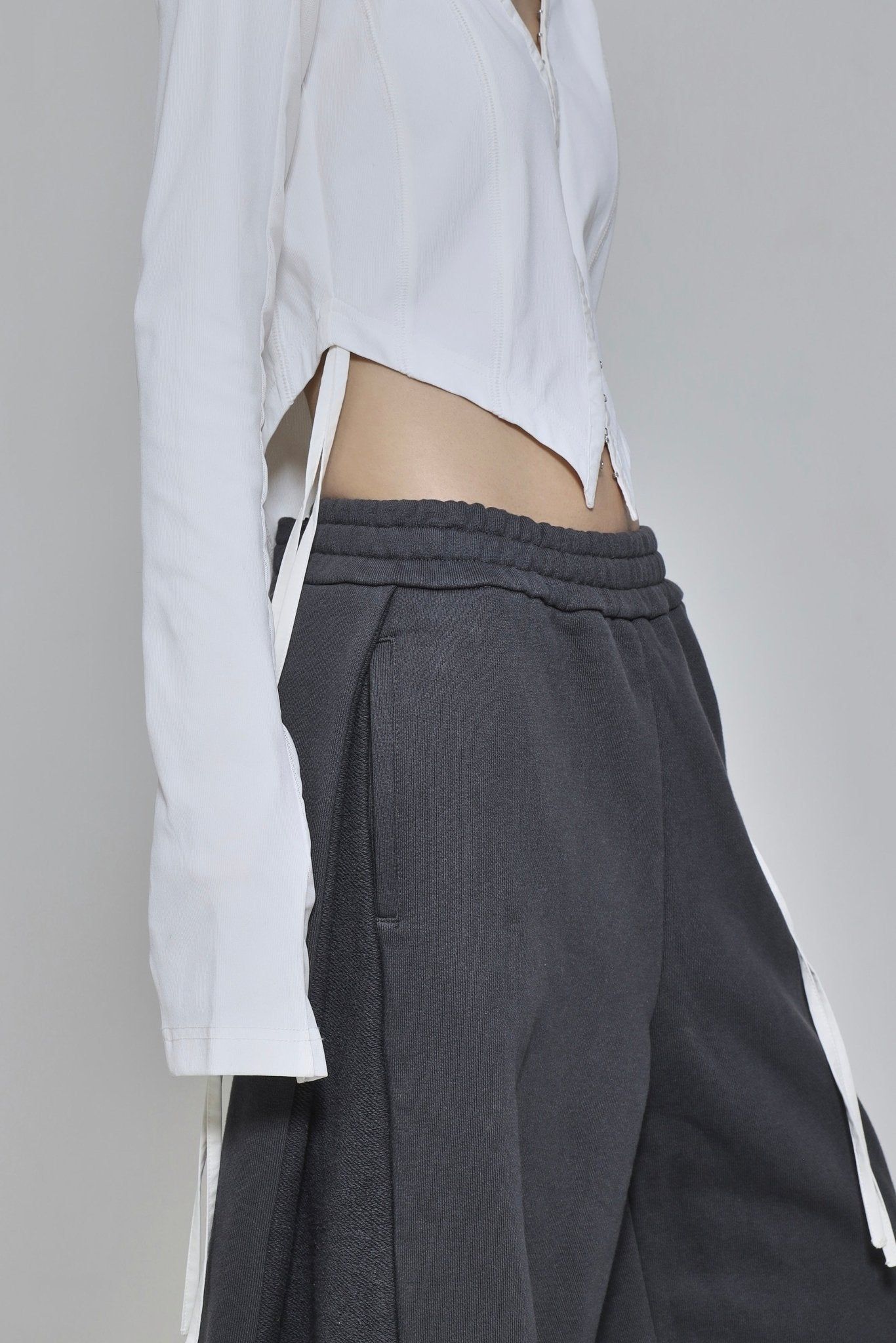 Edge volume pants / エッジボリューム スウェットパンツ (Chacoal gray)