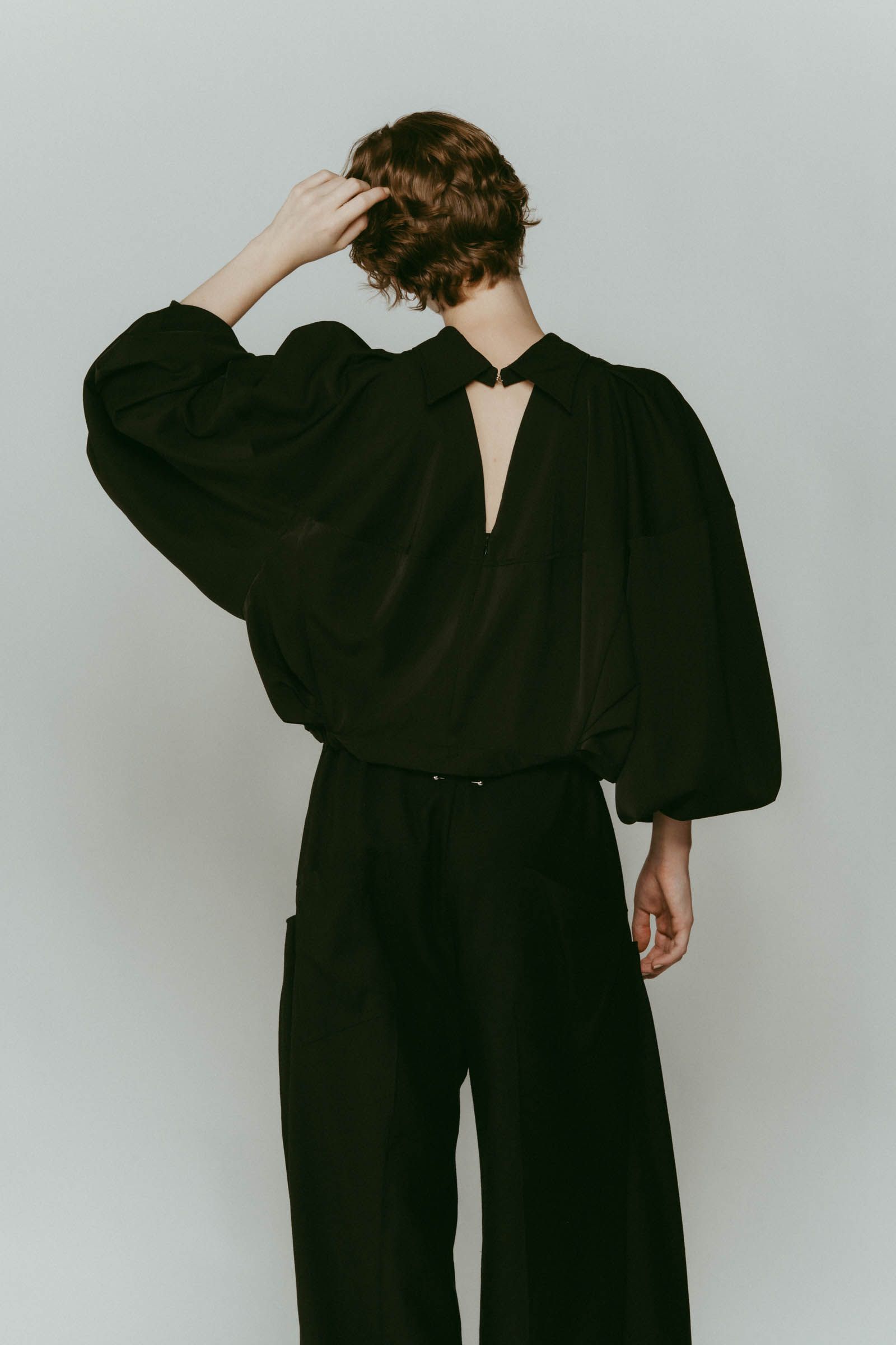 4way design blouse / 4ウェイ デザインブラウス (ブラック) / 25AW